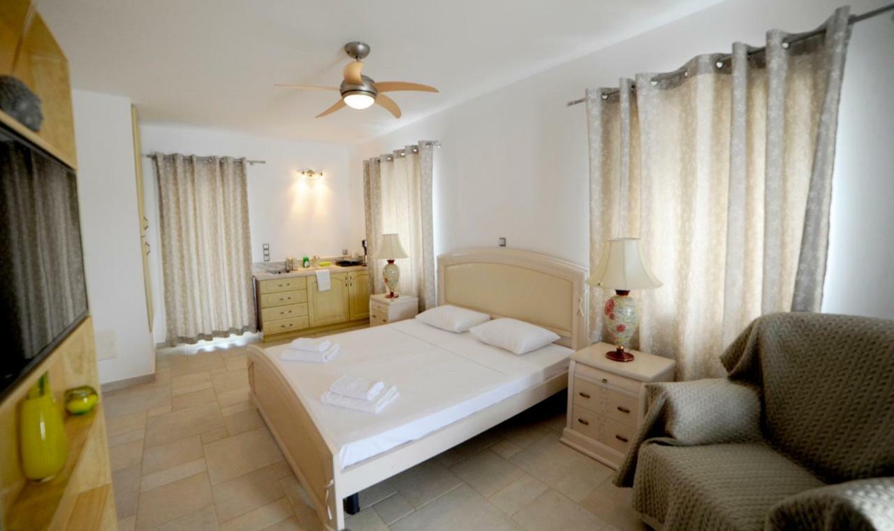 נאוסה Villa Busho מראה חיצוני תמונה